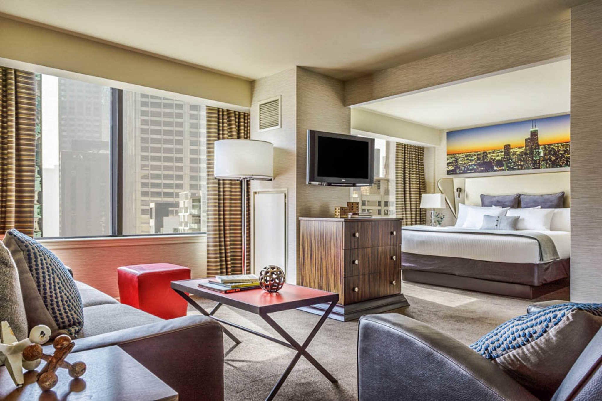 CAMBRIA HOTEL SUITES CHICAGO MAGNIFICENT MILE cambria-hotel-suites-chicago-magnificent-mile