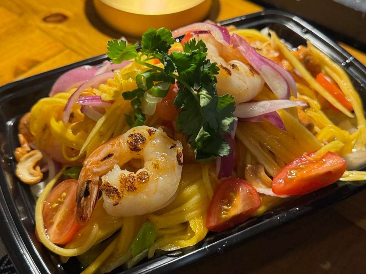 Shrimp Mango Salad