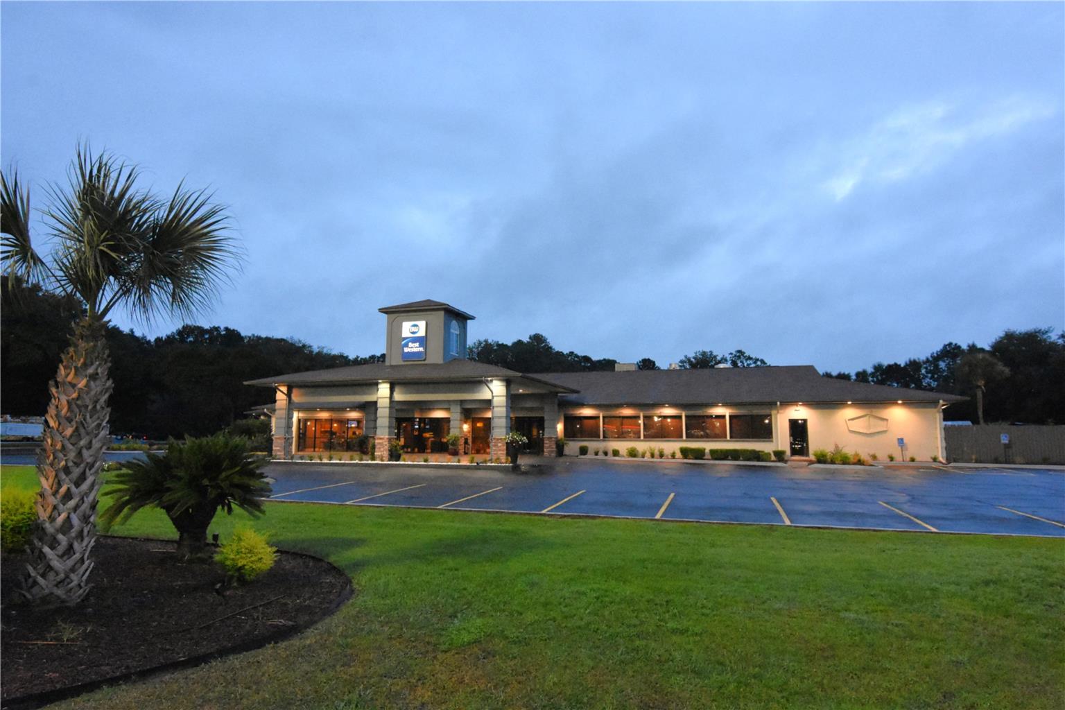 Best Western Point South Image