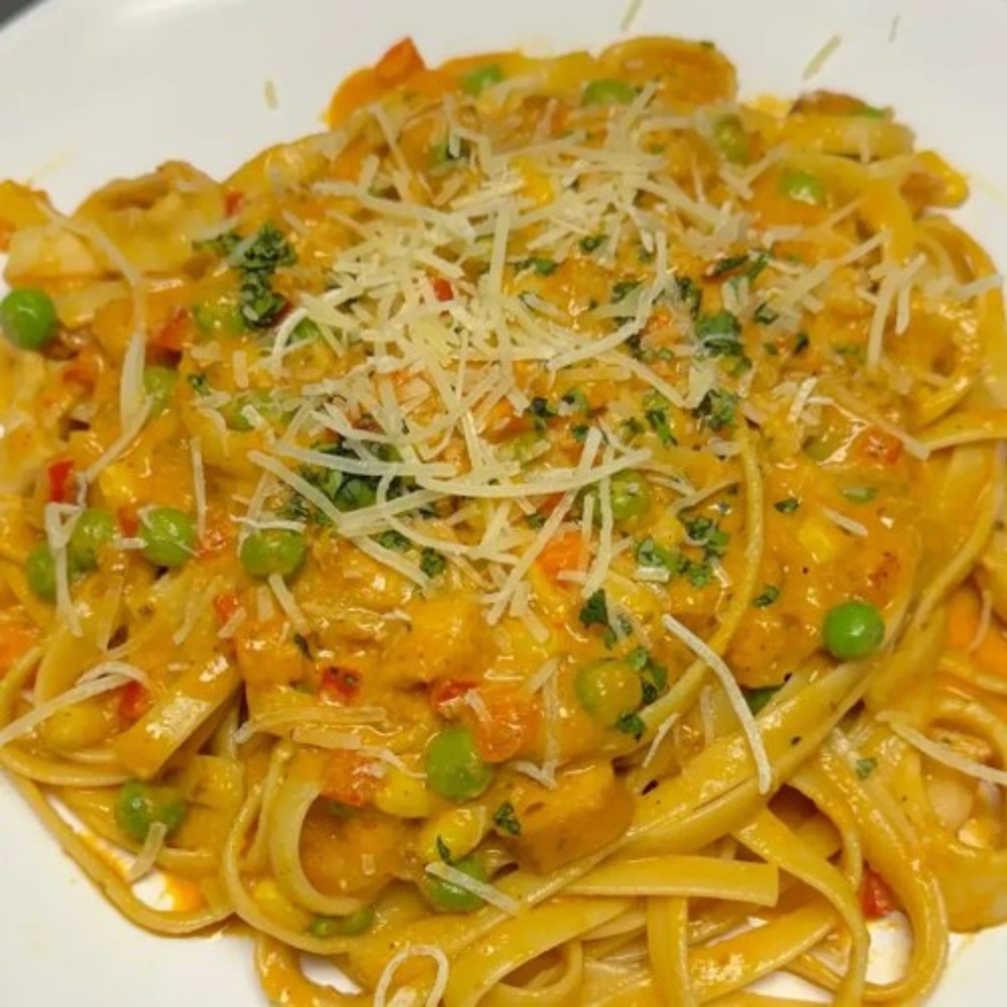 Fettuccine Con Frutos Del Mar