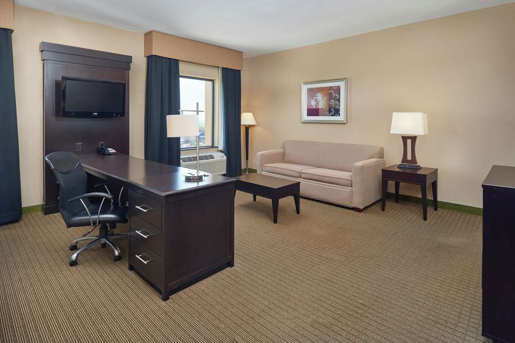 Hampton Inn & Suites Decatur Image