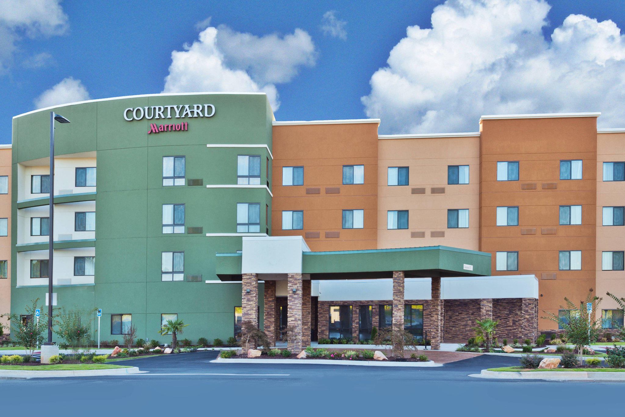 Courtyard by Marriott Auburn Photo