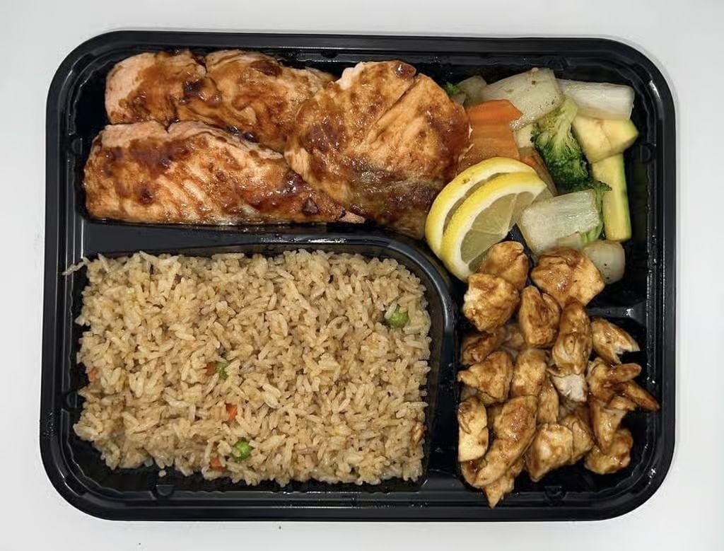HL11. Salmon & Chicken Lunch Special