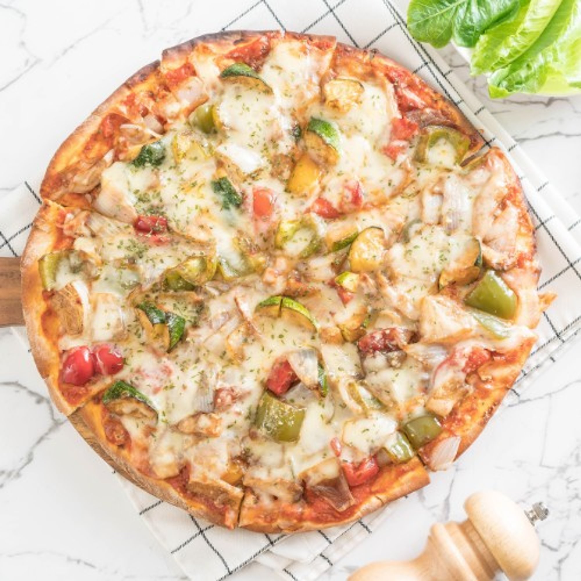 Veggie & Feta Pizza (16")