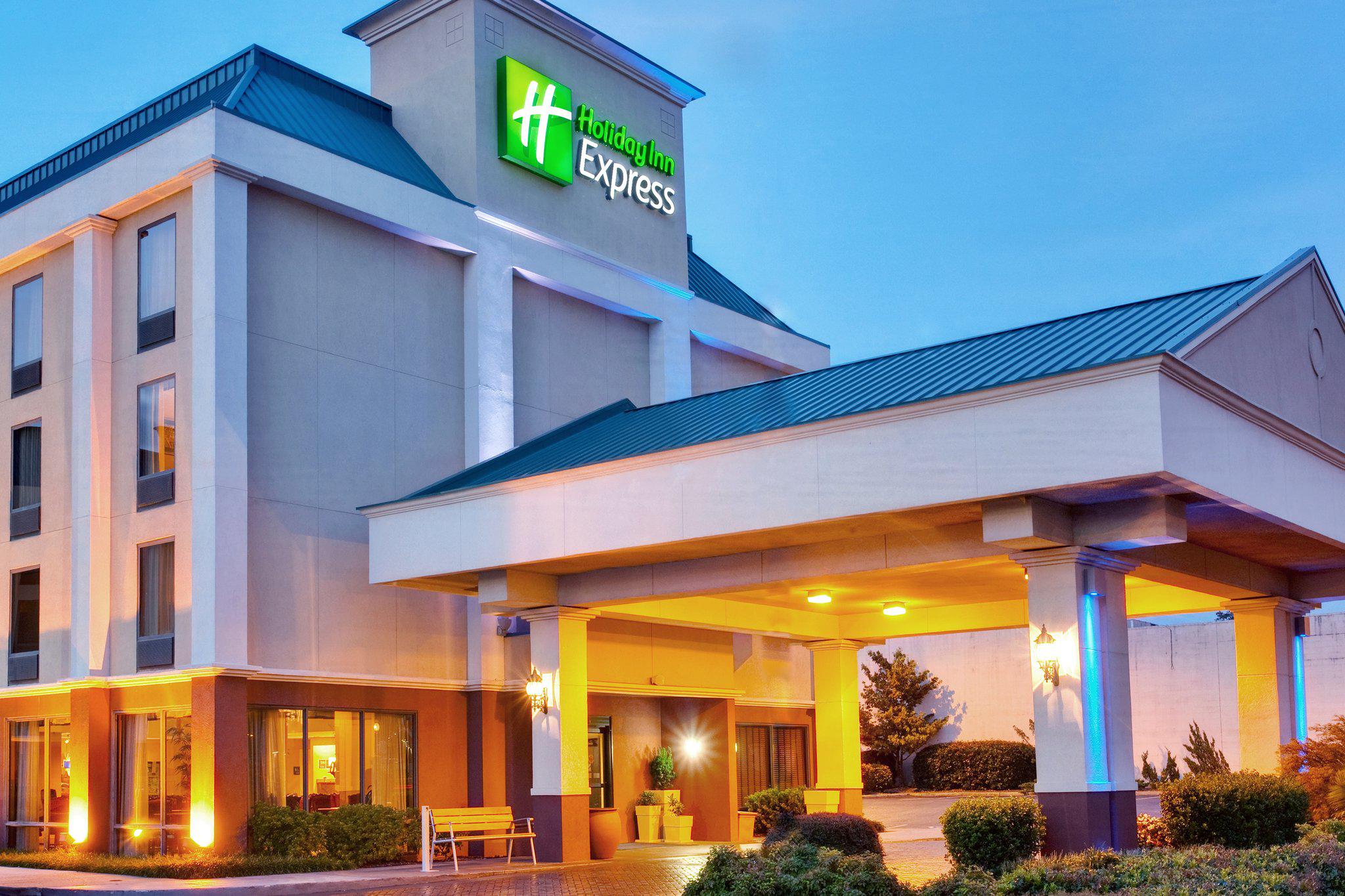 Holiday Inn Express Memphis Medical Center Midtown Photo