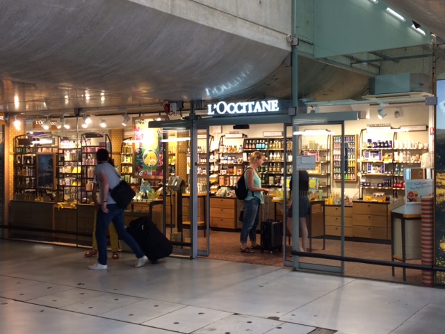 Foto 1 di L'OCCITANE EN PROVENCE