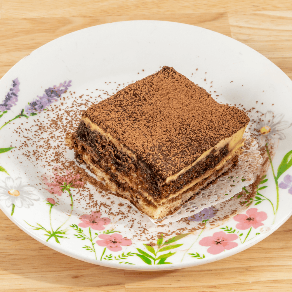 Tiramisu Cake