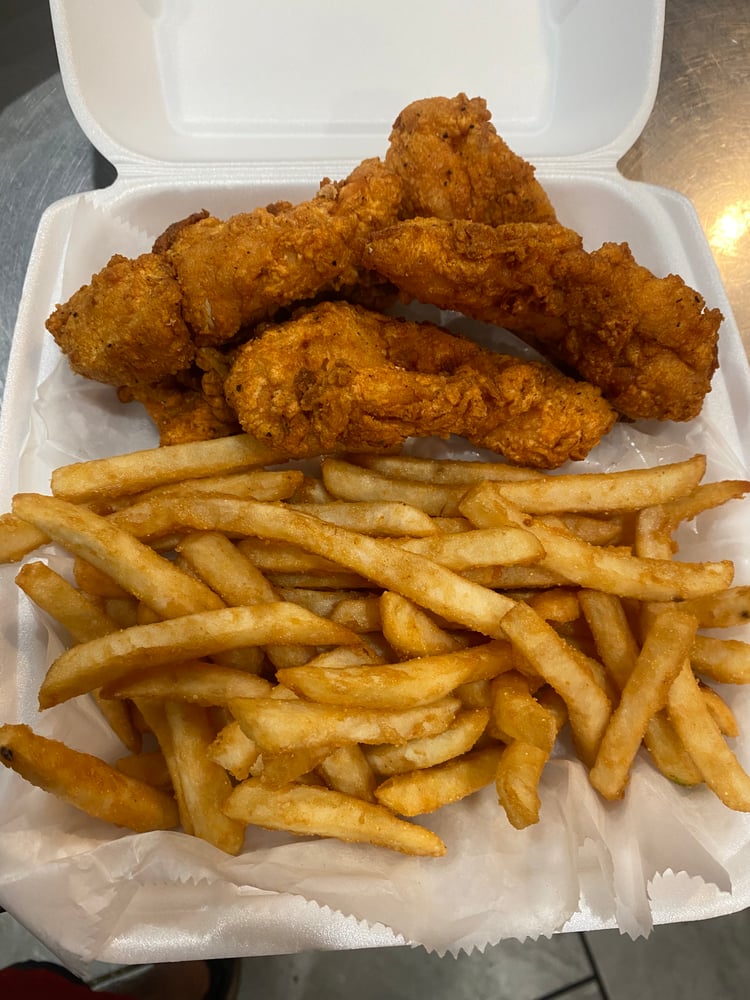 Chicken fingers basket