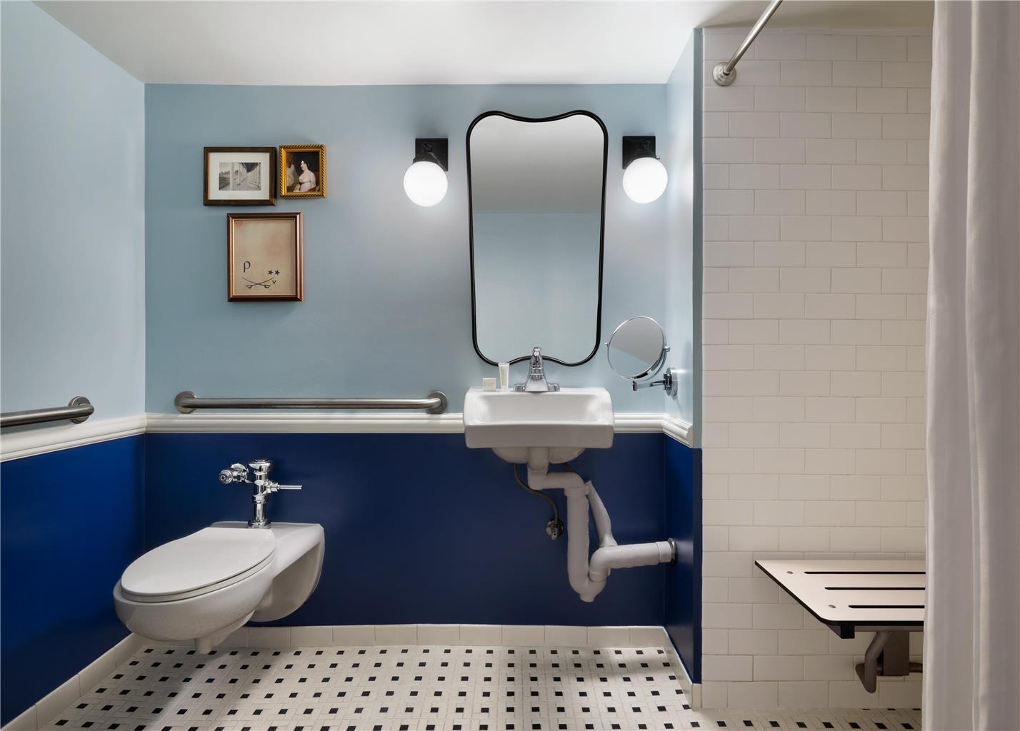 Graduate by Hilton Charlottesville Image