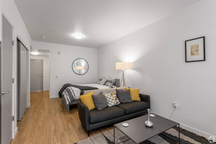 Publix Apartments Image