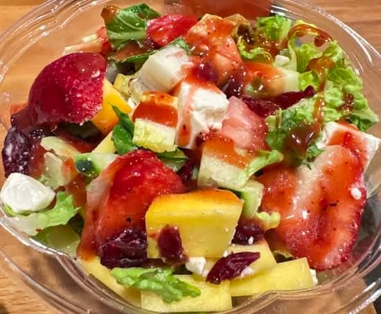 STRAWBERRY MANGO SALAD