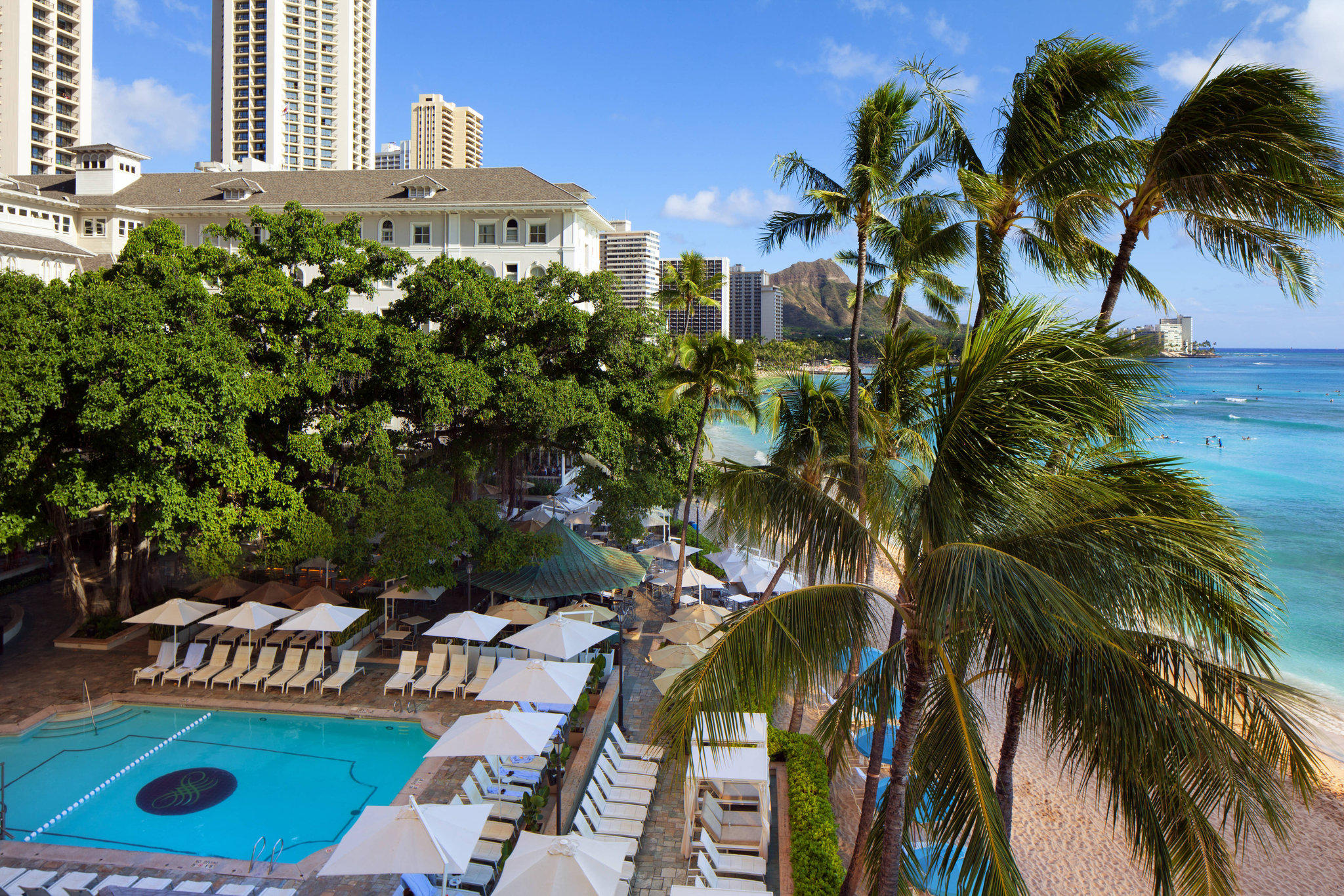 Moana Surfrider, A Westin Resort & Spa, Waikiki Beach Photo