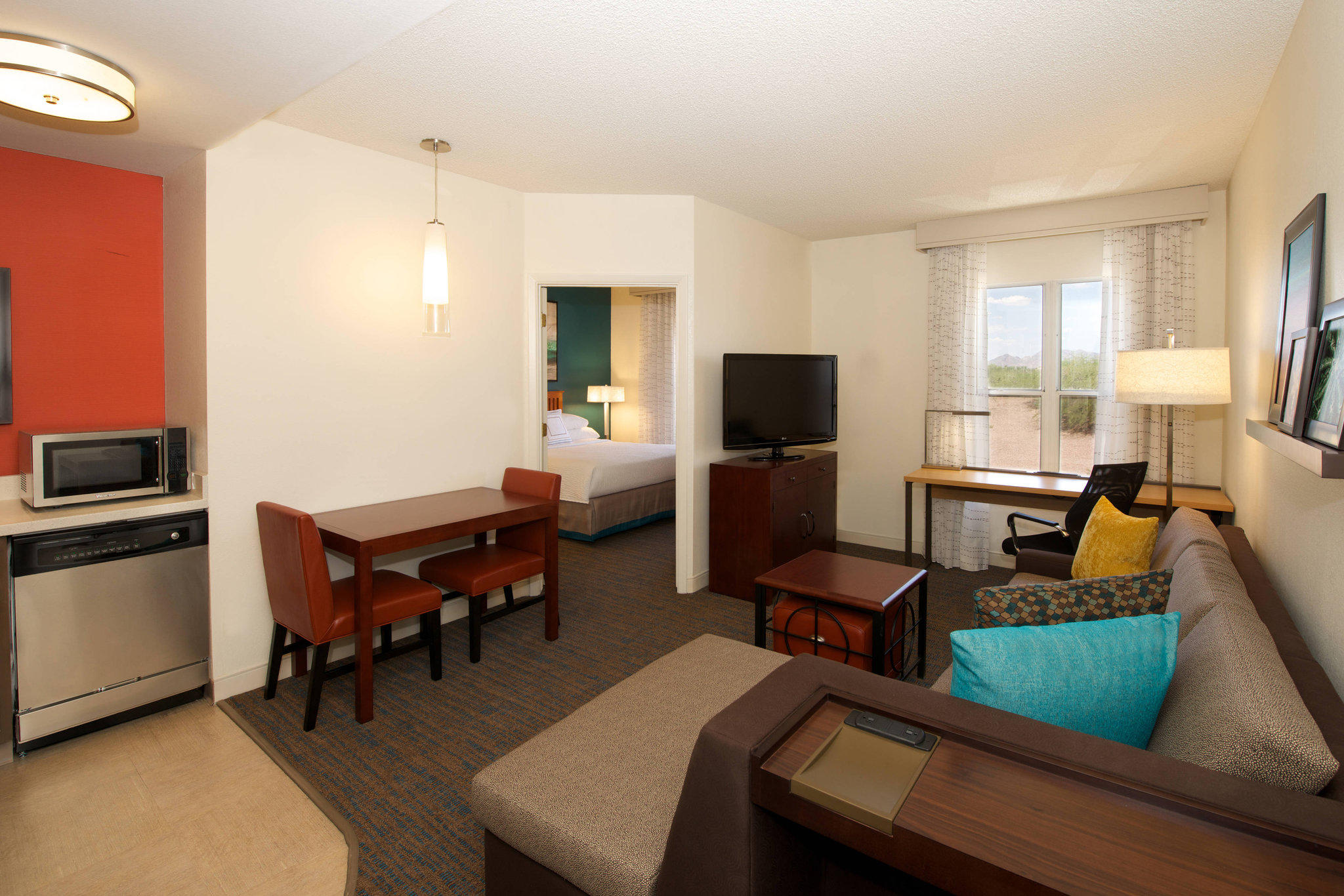 Residence Inn by Marriott Phoenix Airport Photo