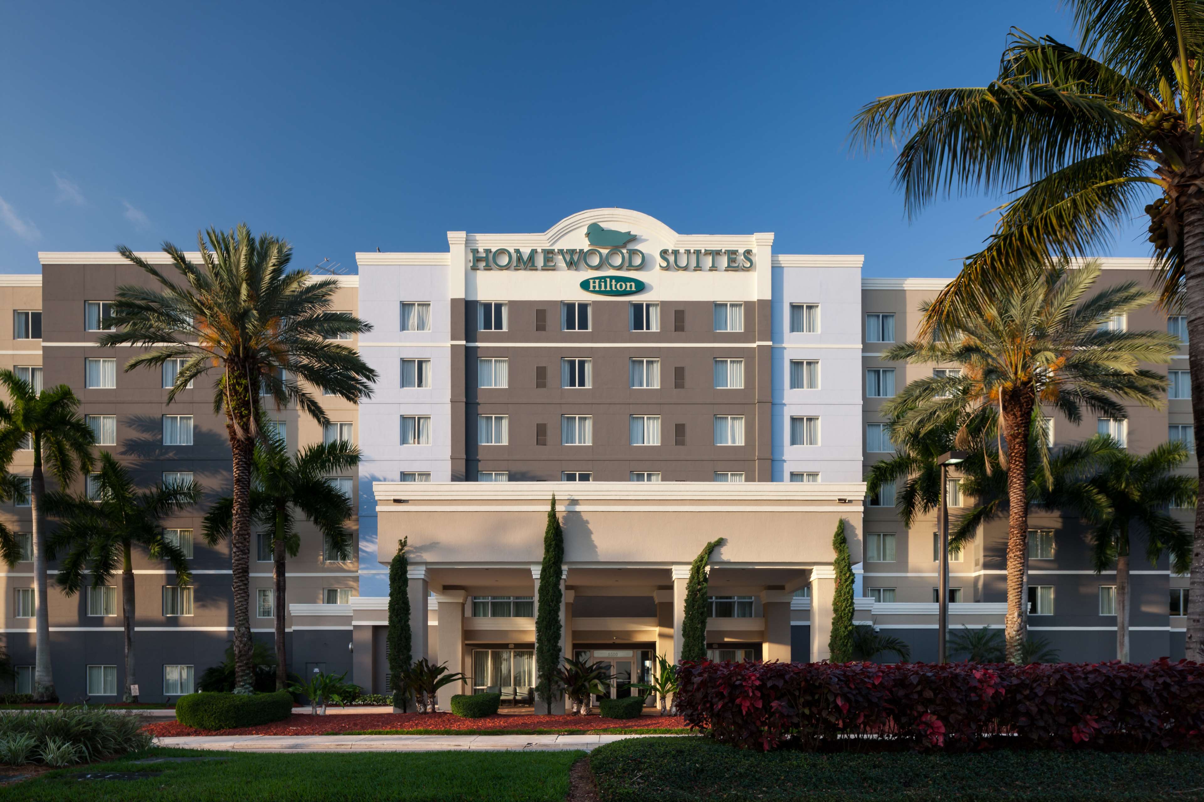 Homewood Suites by Hilton Miami-Airport/Blue Lagoon Photo