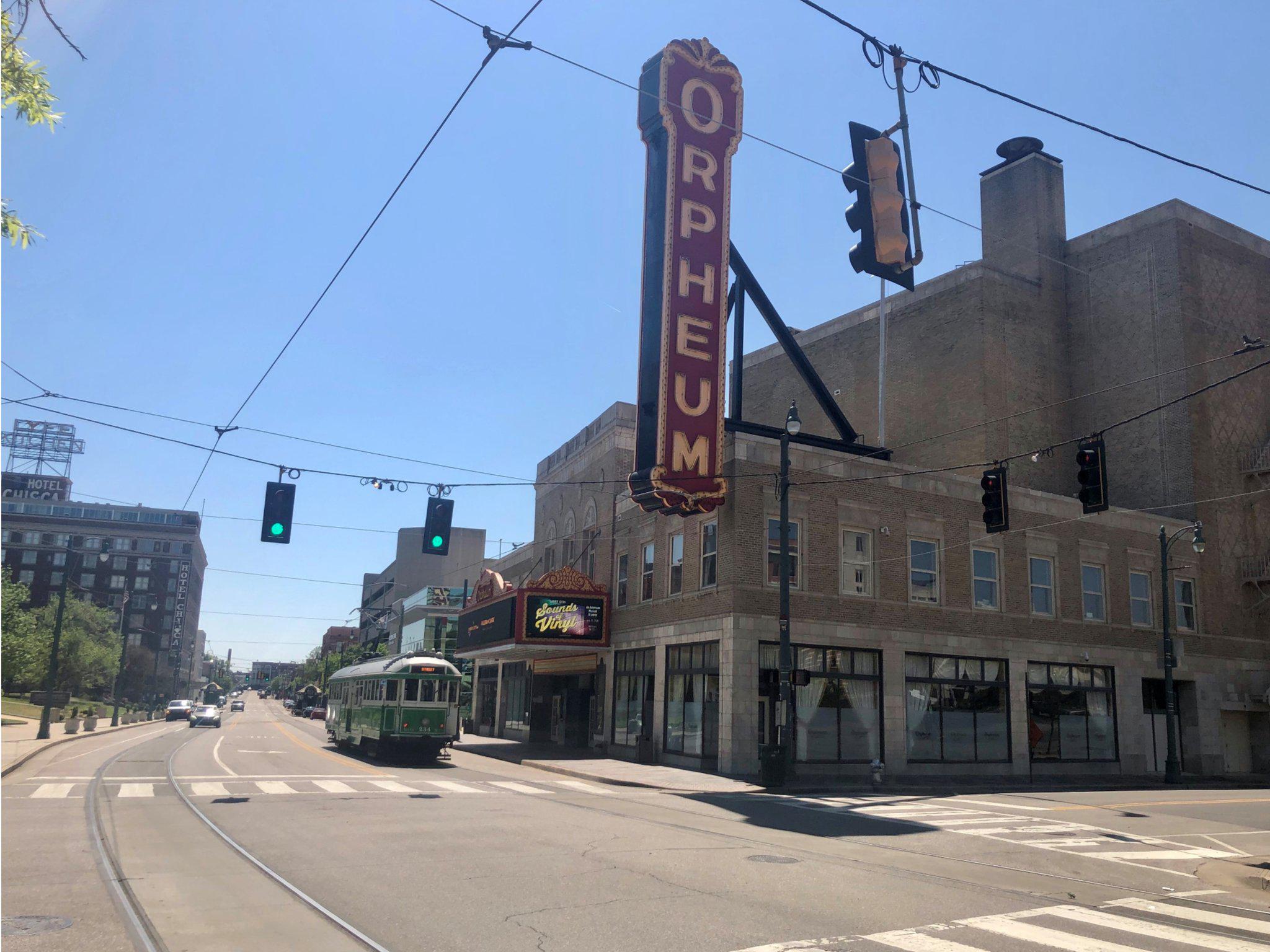 Hotel Indigo Memphis Downtown Photo