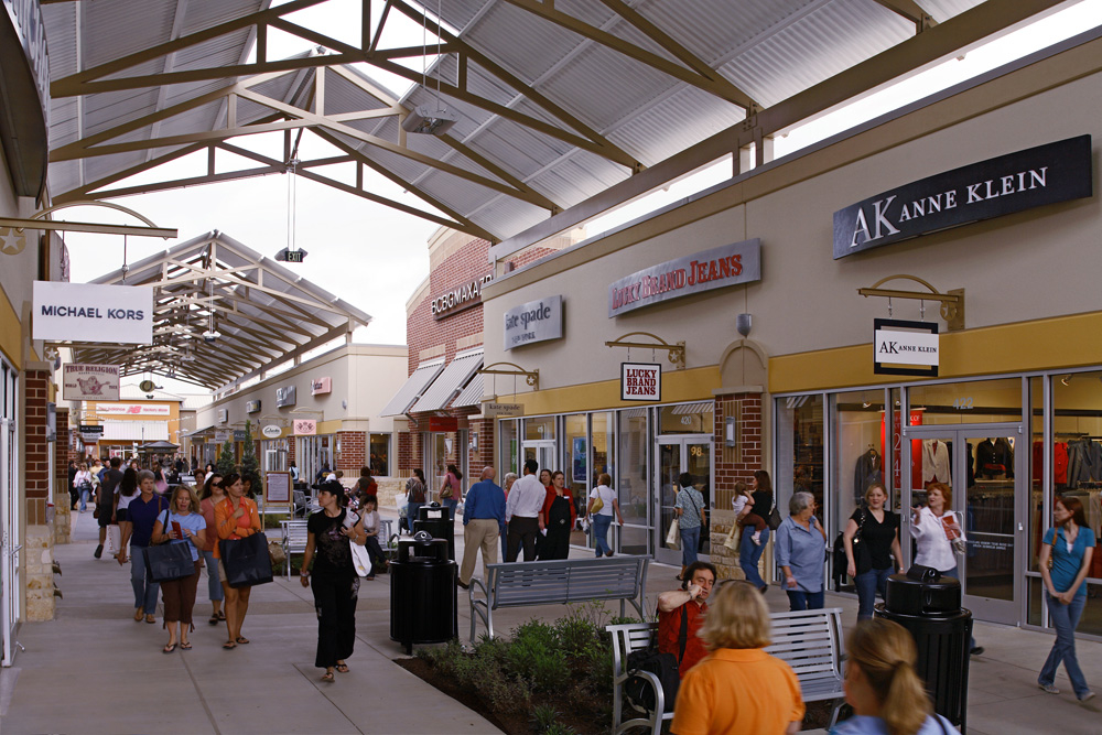 Houston Premium Outlets  Shopping in Cypress, TX