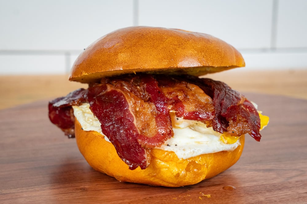 Bagel w/ 2 Eggs & Meat