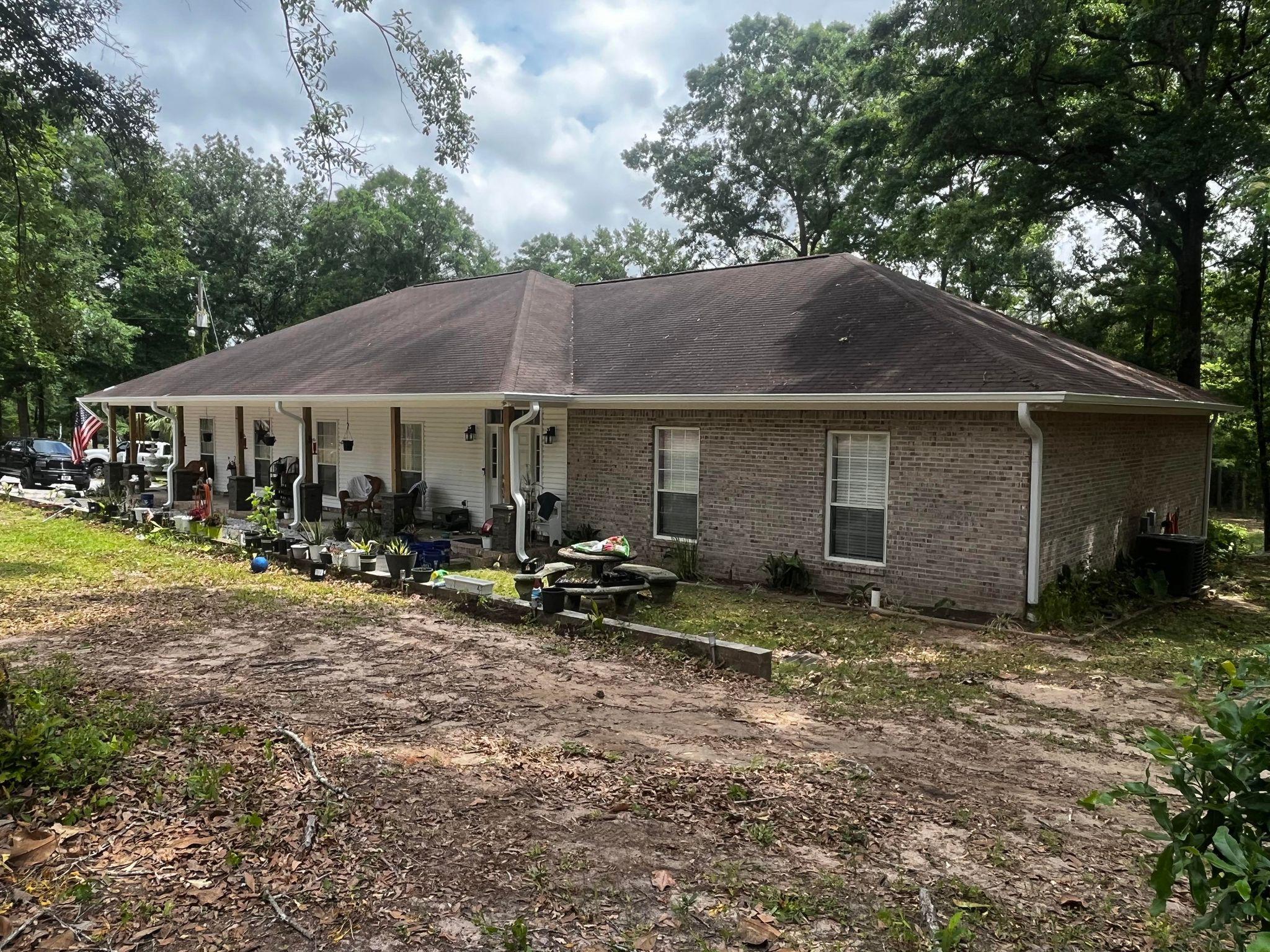 Southern Gutters LLC Image