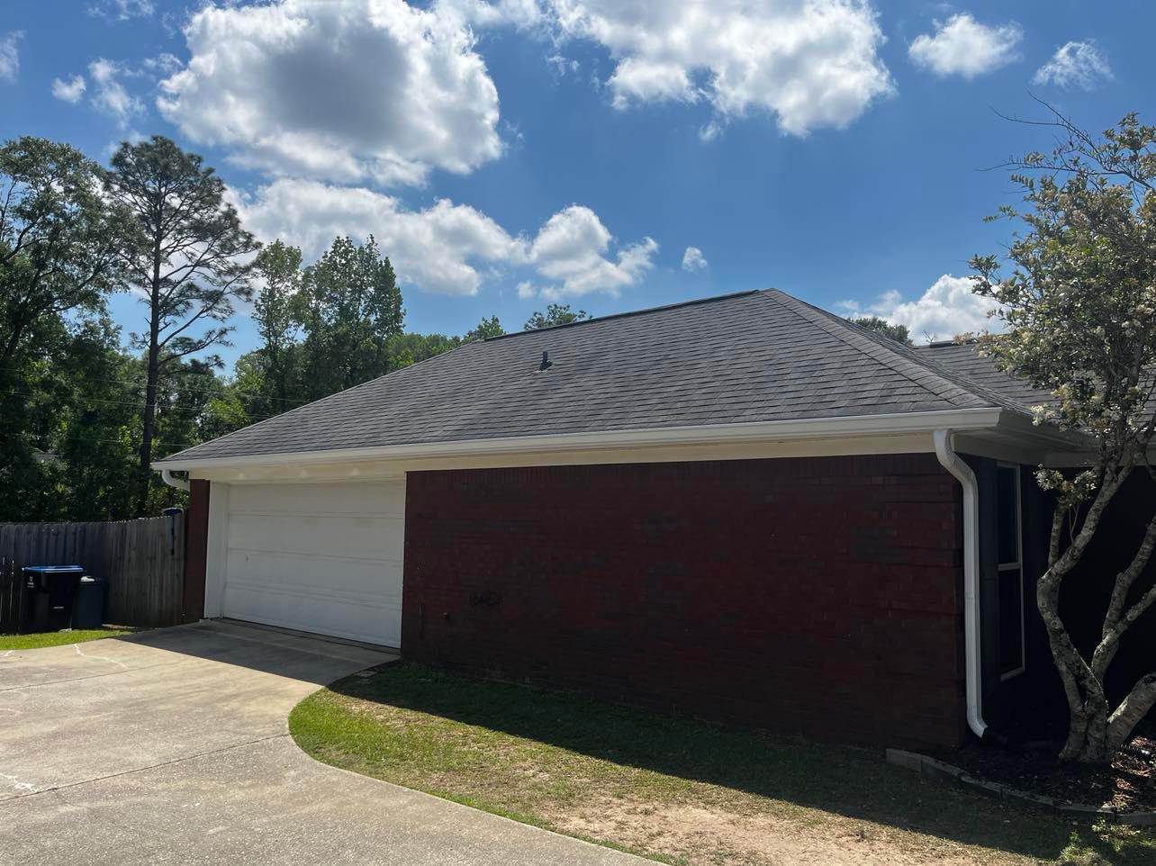 Southern Gutters LLC Image