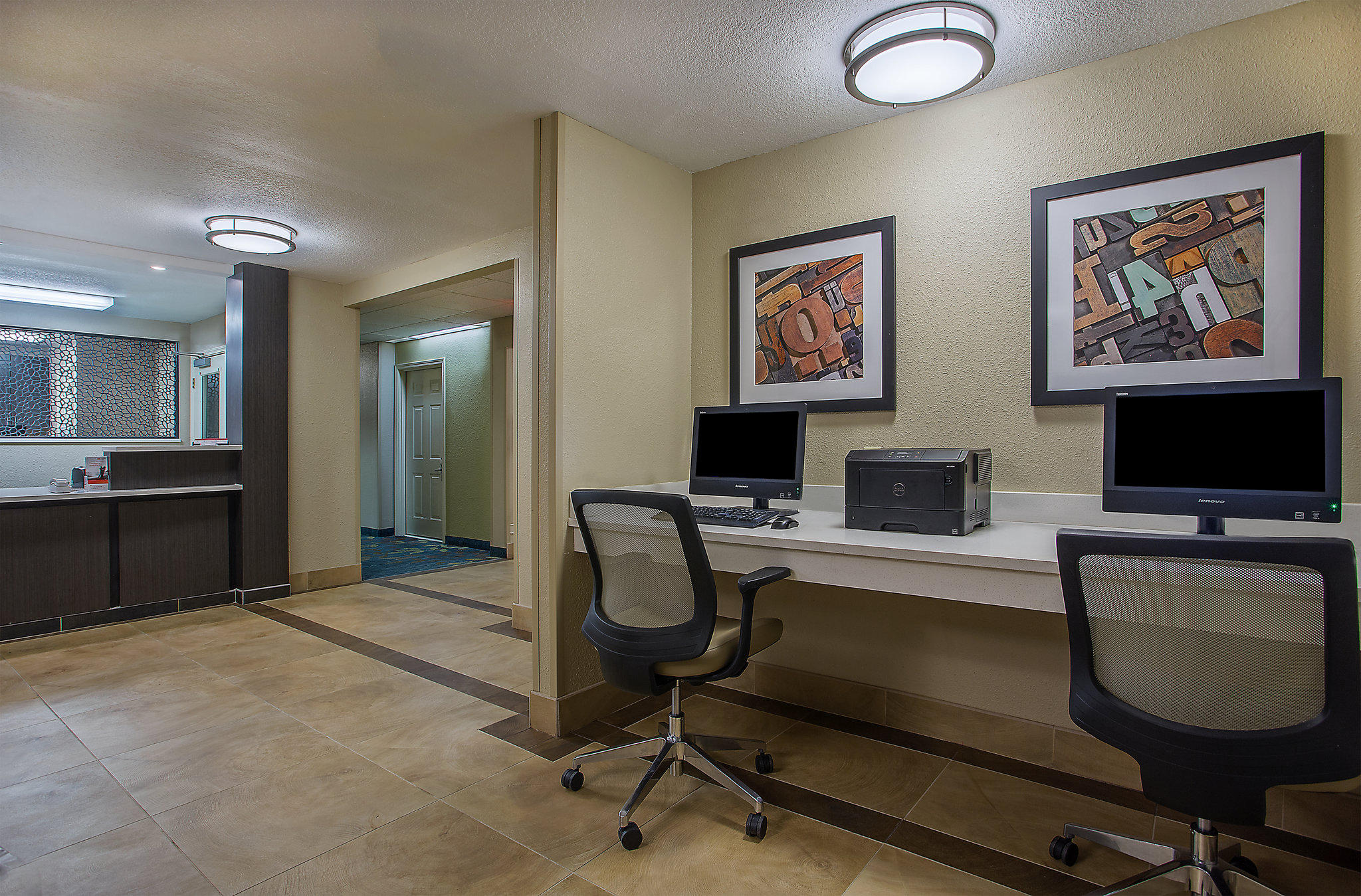 Candlewood Suites Louisville Airport Hotel Louisville, KY 40213