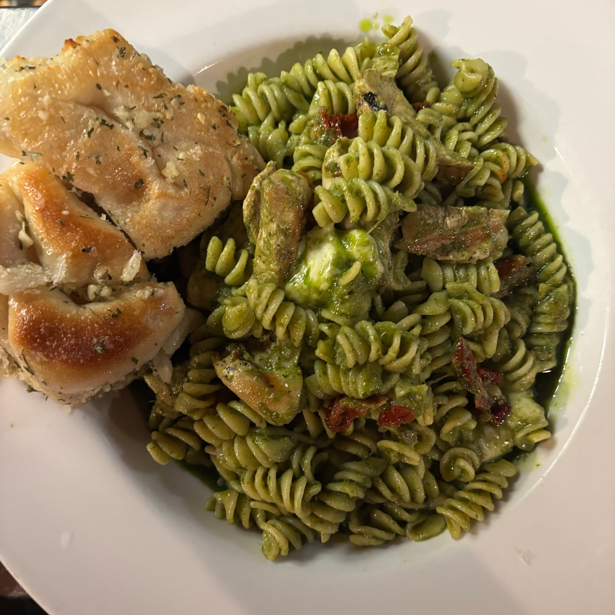 Pesto Fusilli