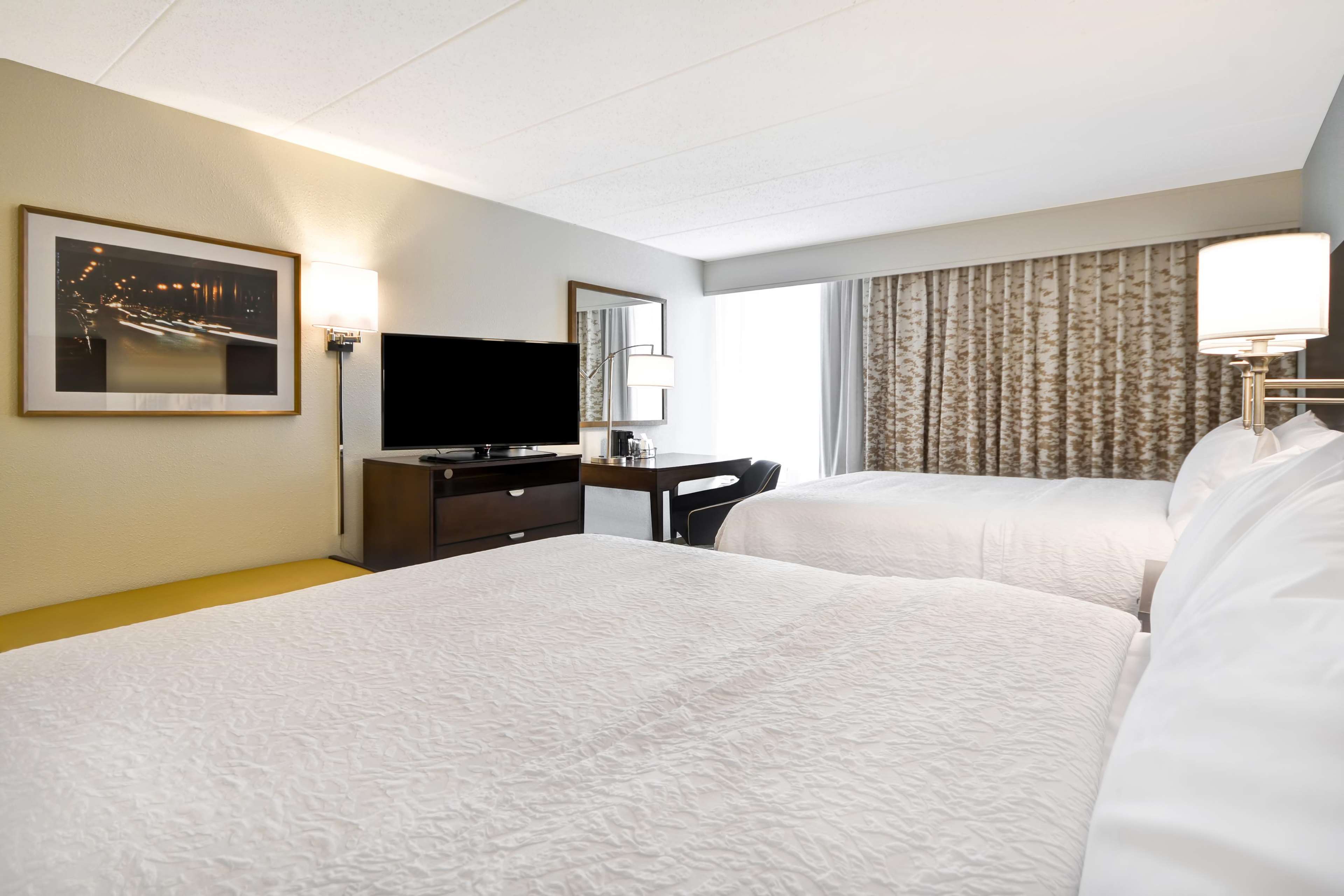 Hampton Inn Chicago/Naperville Photo