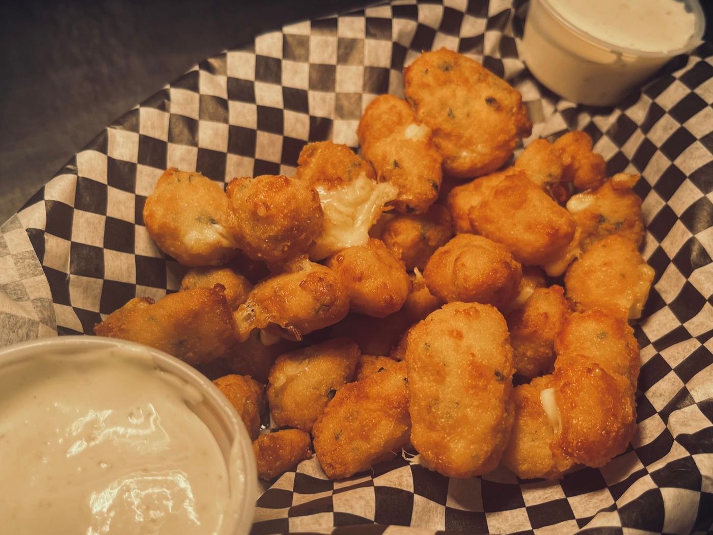 Garlic Cheese Curds