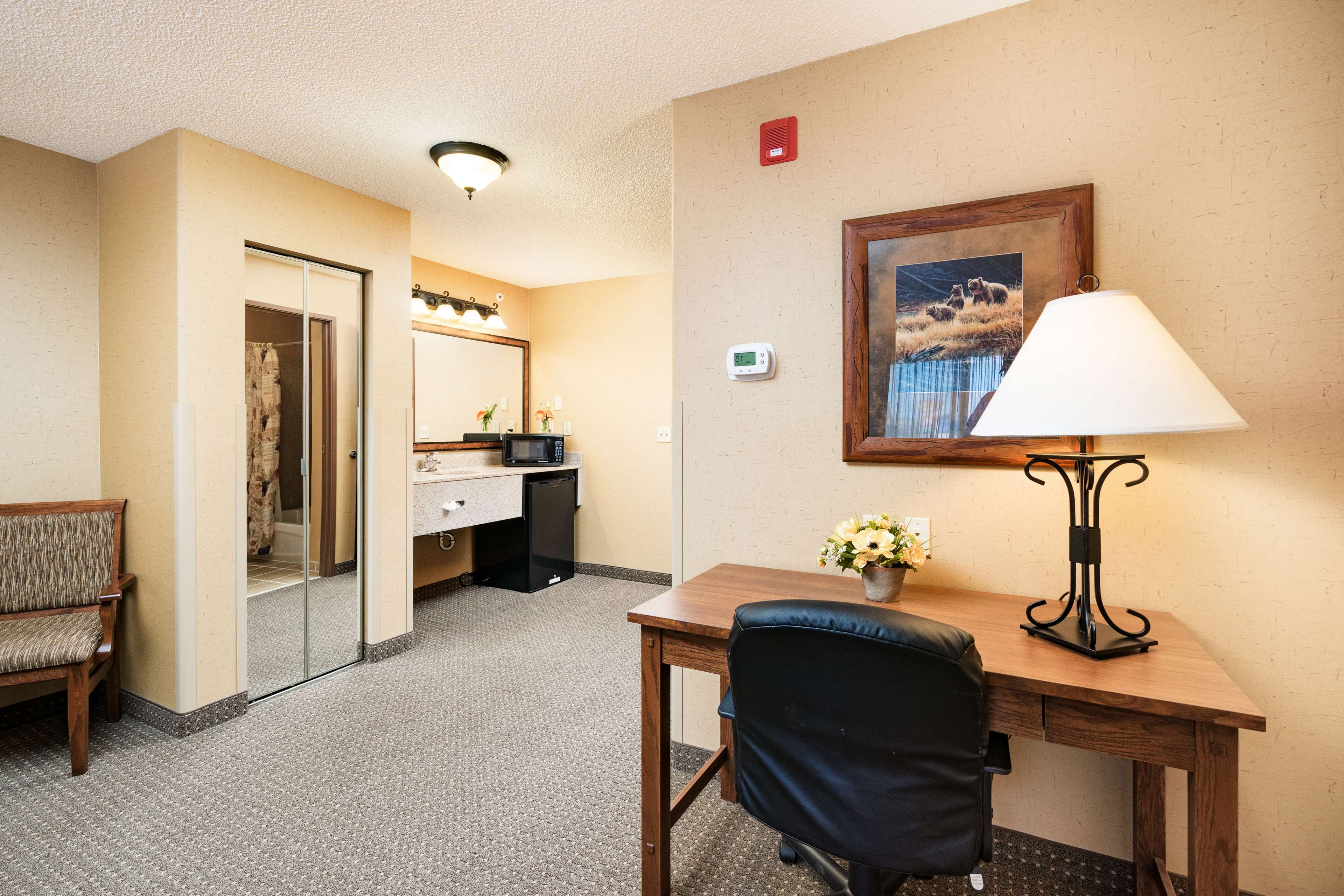 Best Western Plus Kelly Inn & Suites Photo