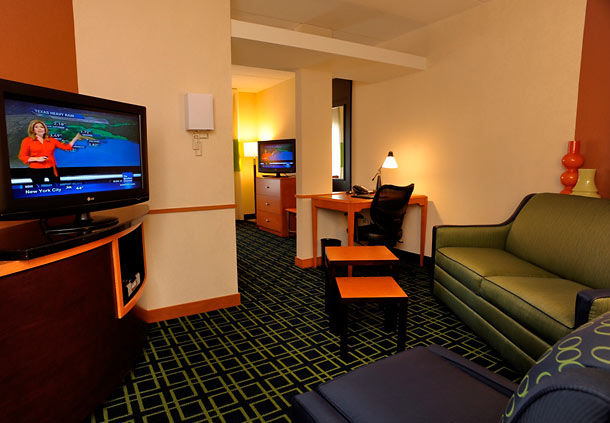 Images Fairfield Inn & Suites by Marriott Kennett Square Brandywine Valley