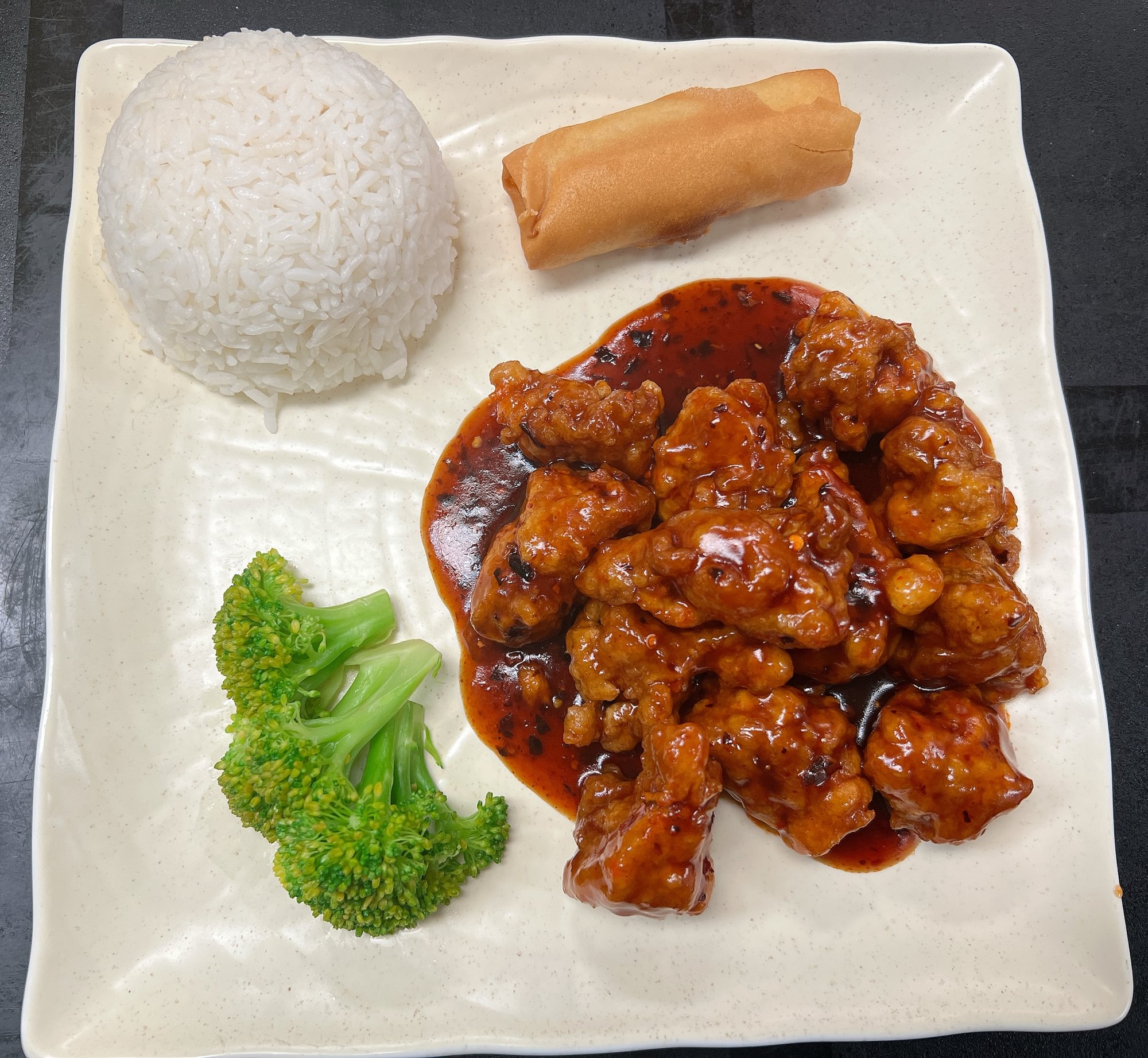 General Tao's Chicken 左宗鸡 Lunch Special