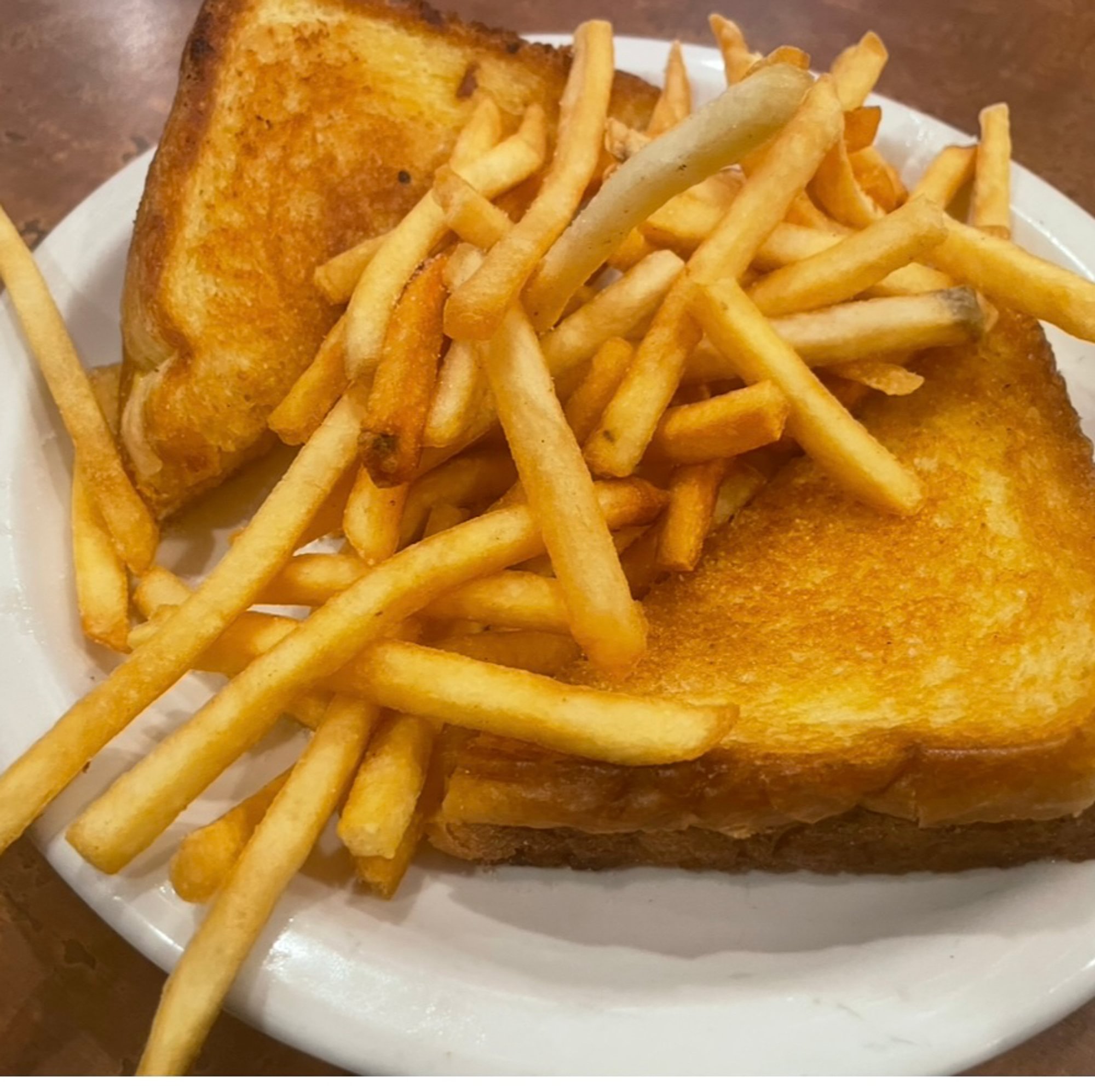 Kids Grilled Cheese Sandwich & Fries
