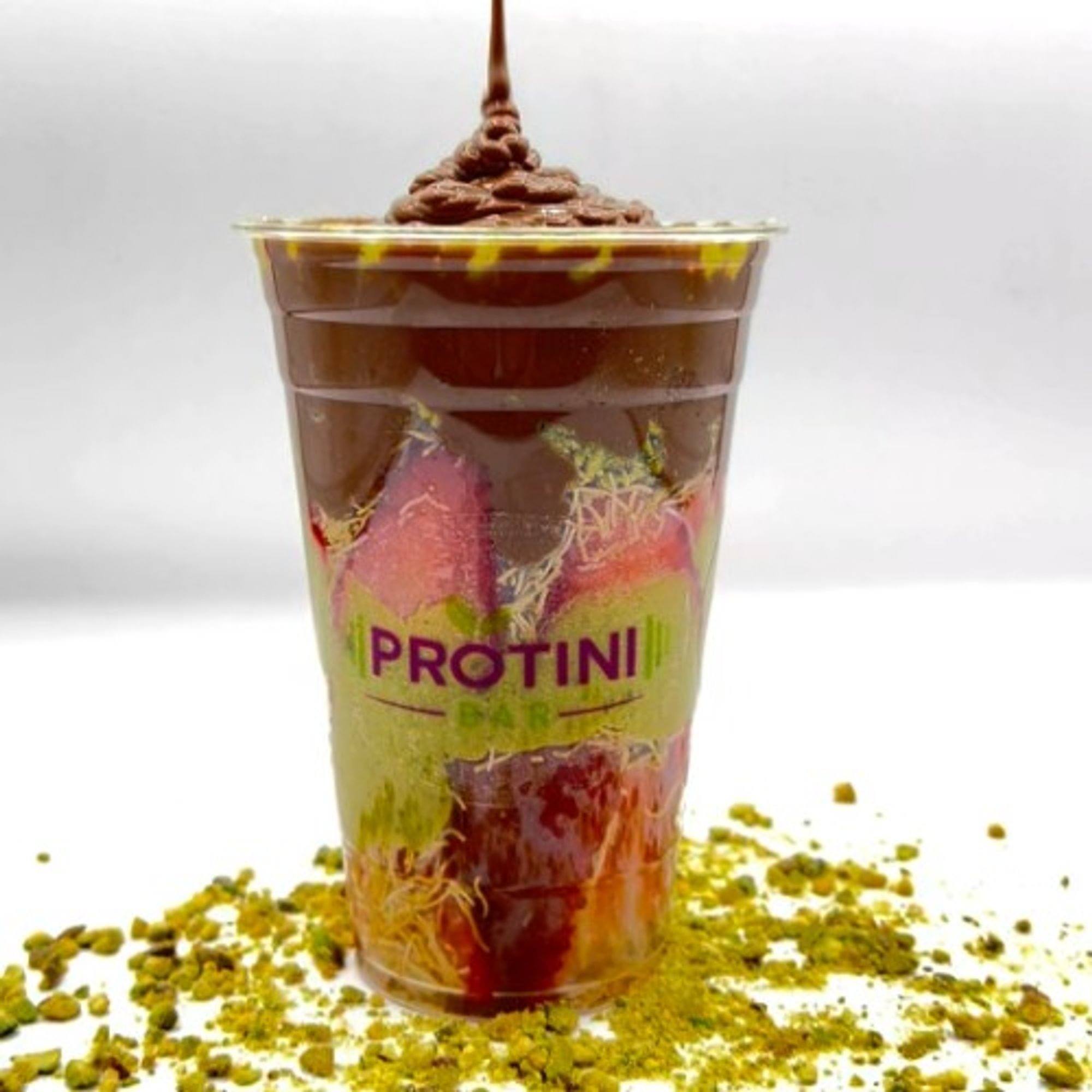 Dubai Strawberries with Pistachio