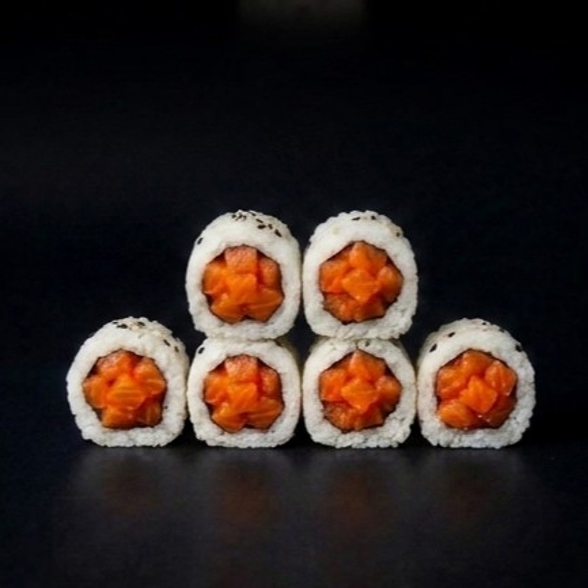Spicy Salmon Crunch Roll