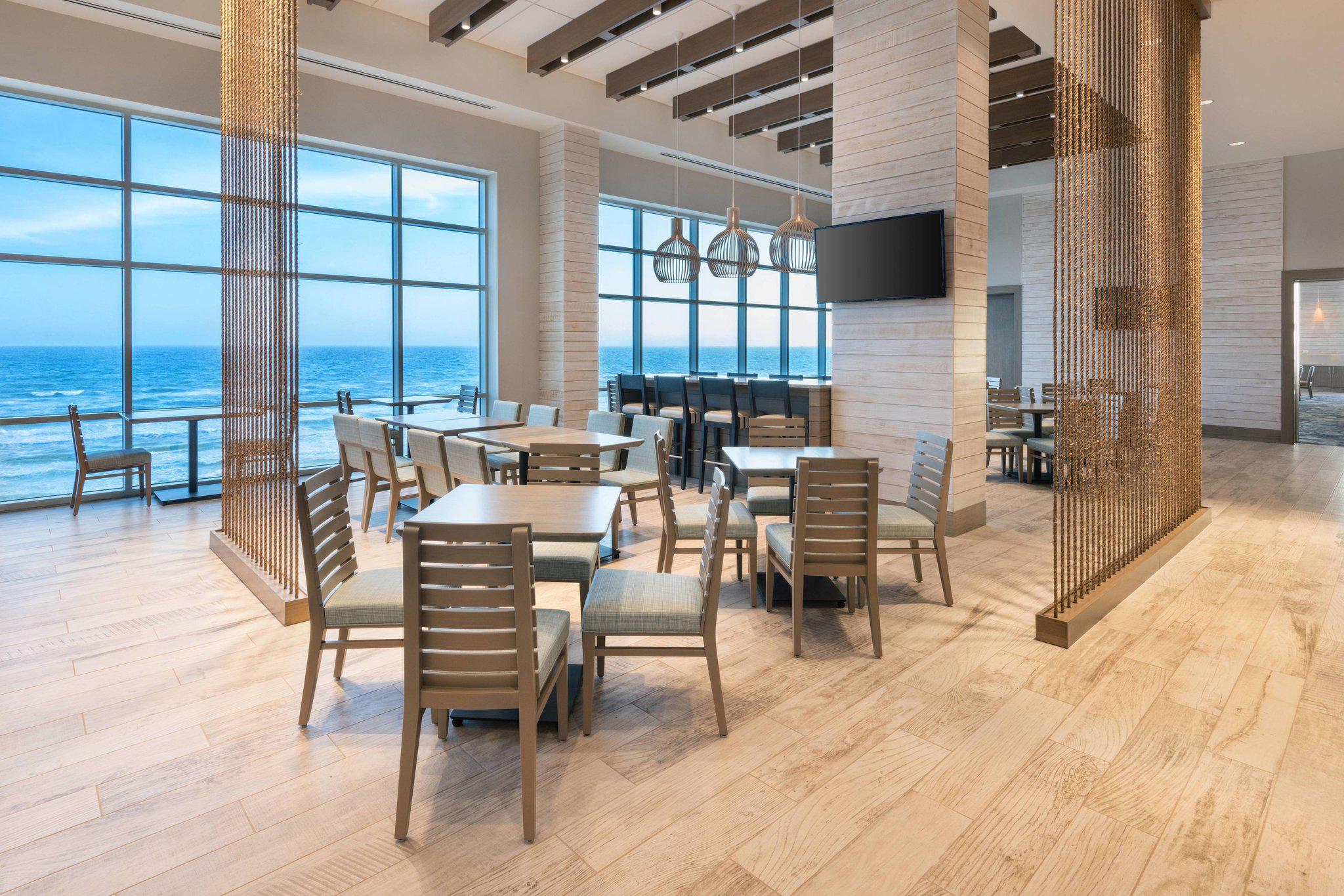 SpringHill Suites by Marriott Panama City Beach Beachfront Photo