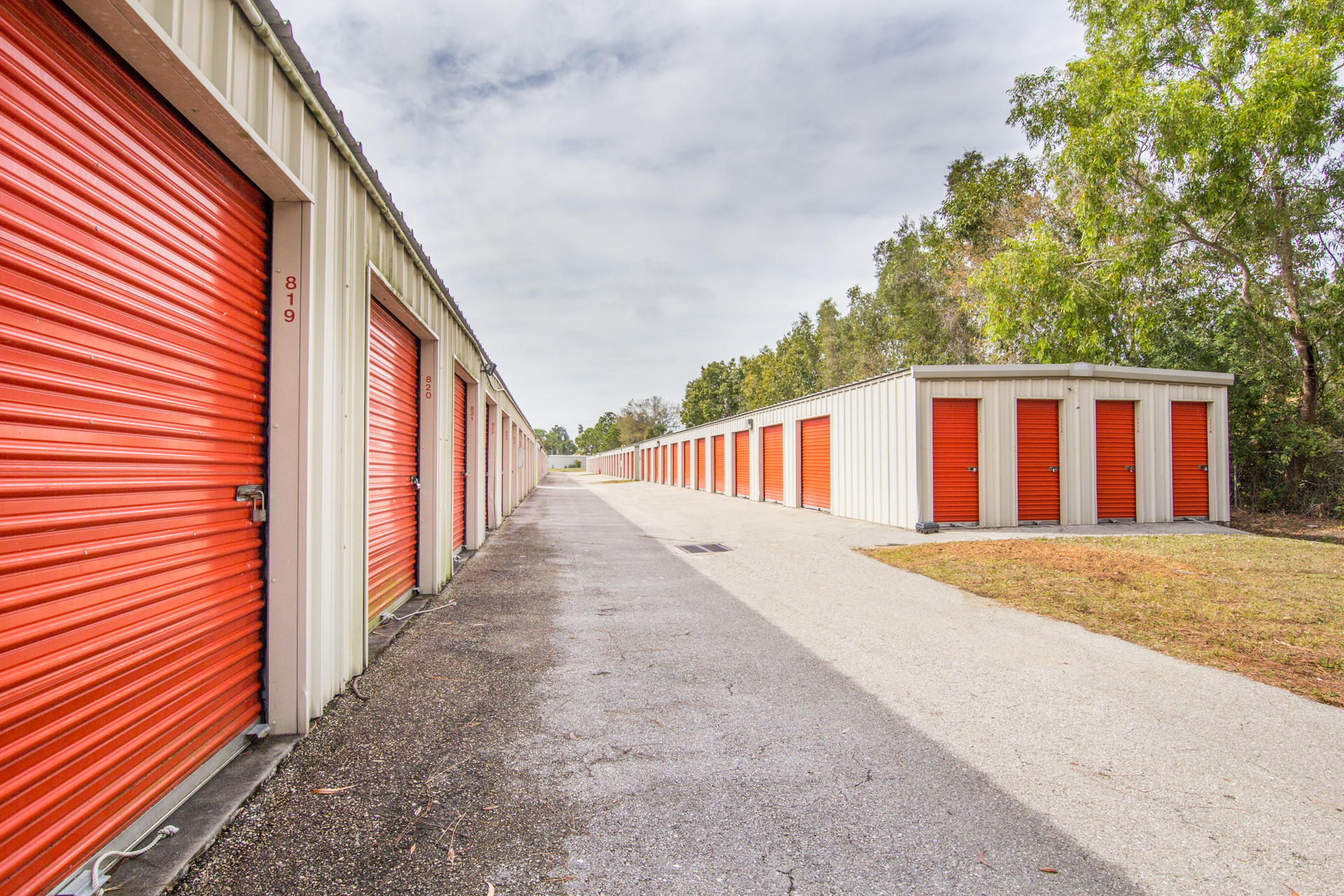 Prime Storage SelfStorage Facility North Fort Myers, FL 33903