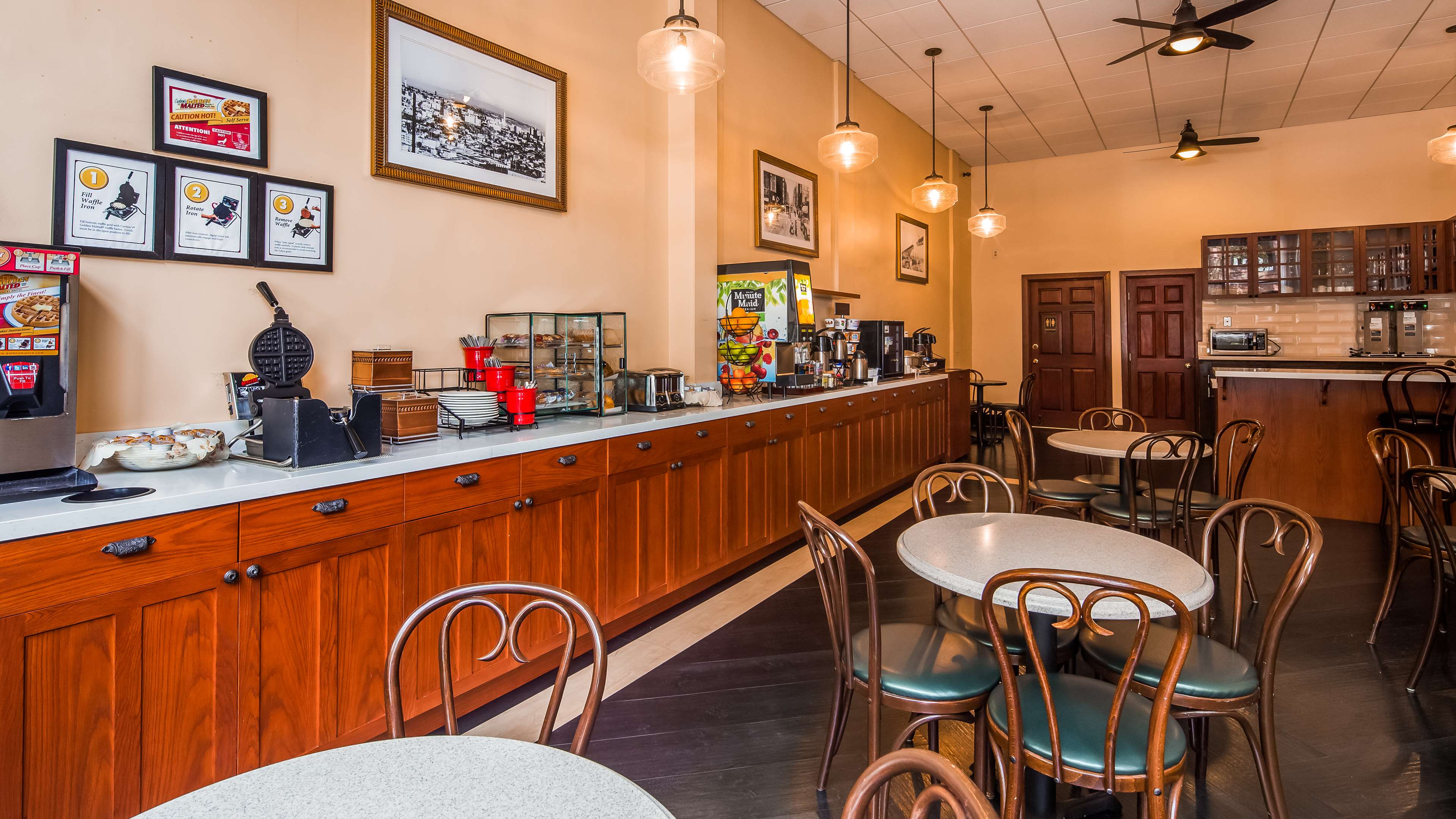 Best Western Plus Pioneer Square Hotel Downtown Photo