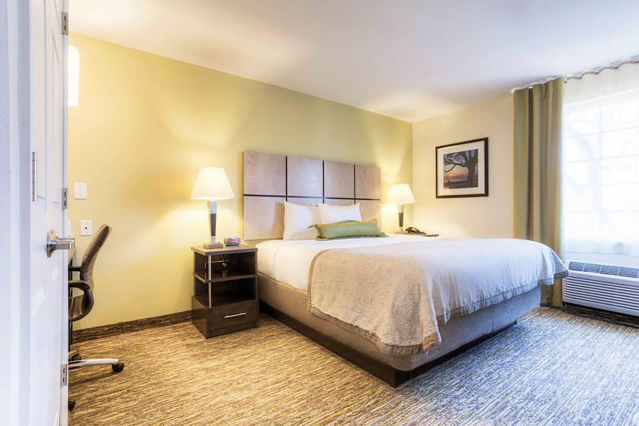 Candlewood Suites Mooresville/Lake Norman,NC Photo