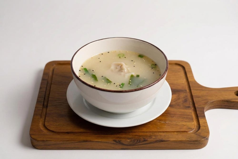 馄饨面Wonton Noodle Soup
