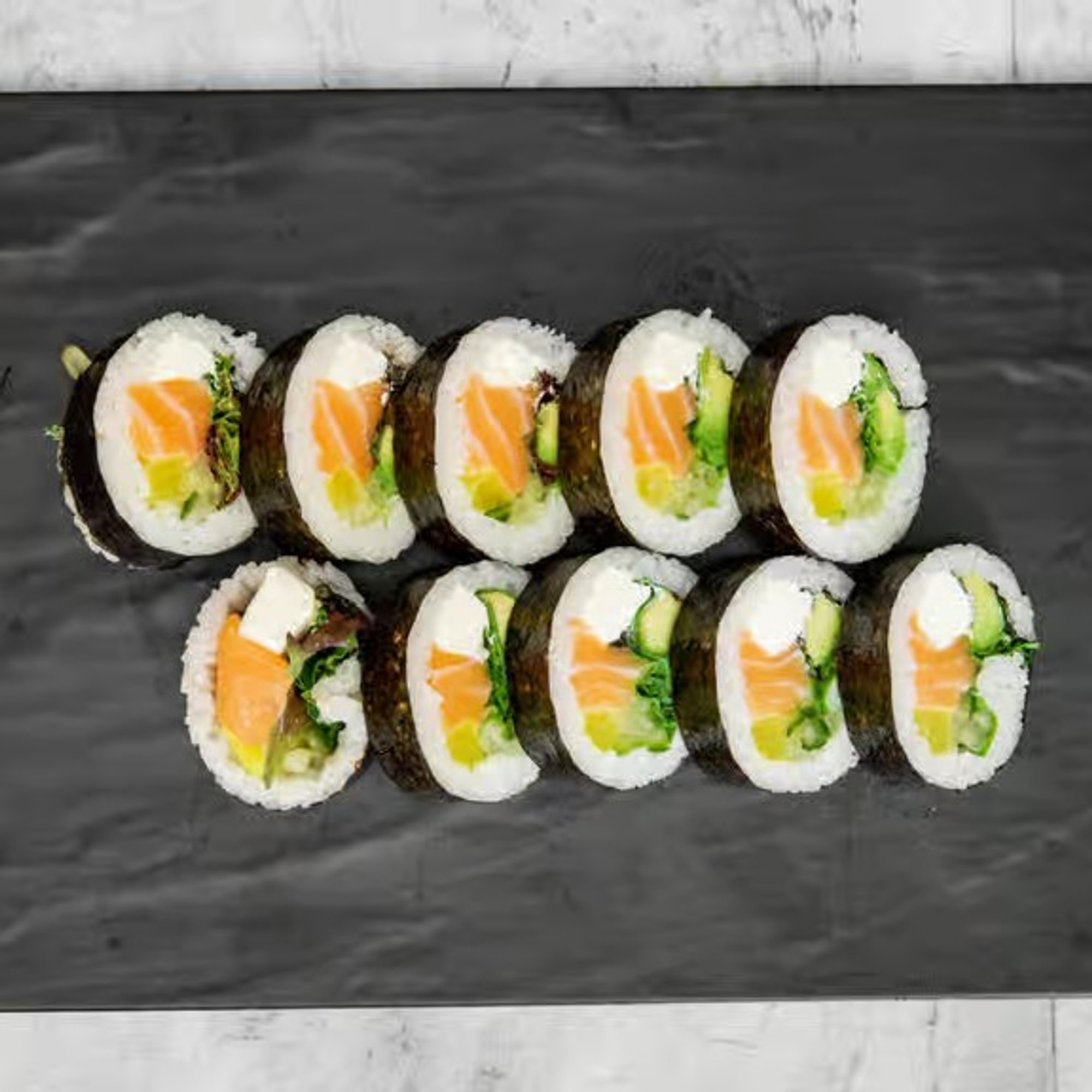 Salmon Sashimi & Cream Cheese