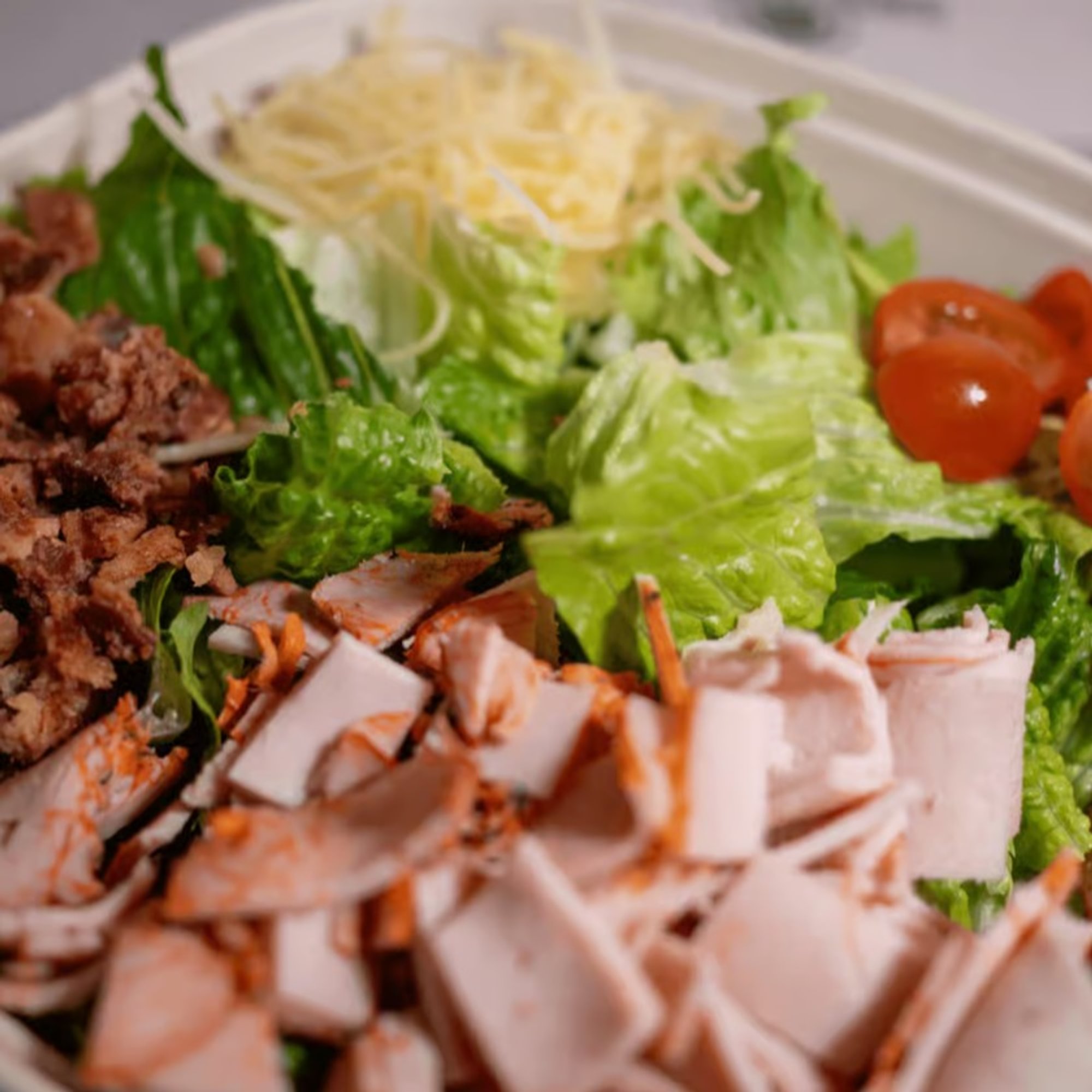 Cracked Black Pepper Turkey Caesar - LG
