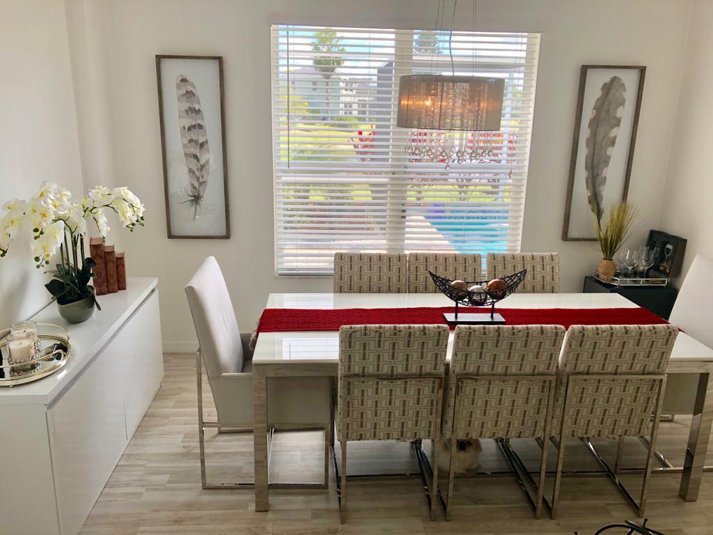 Manatee Ladies Cleaning Image