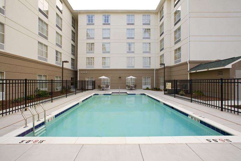 Homewood Suites by Hilton Chesapeake-Greenbrier Photo