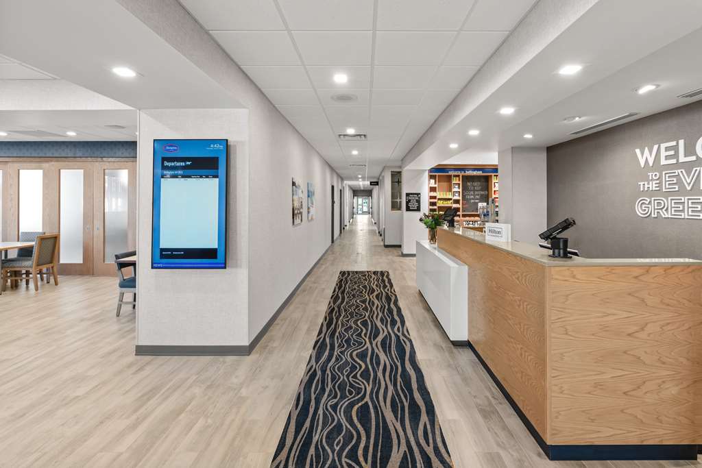 Hampton Inn Bellingham Airport Image
