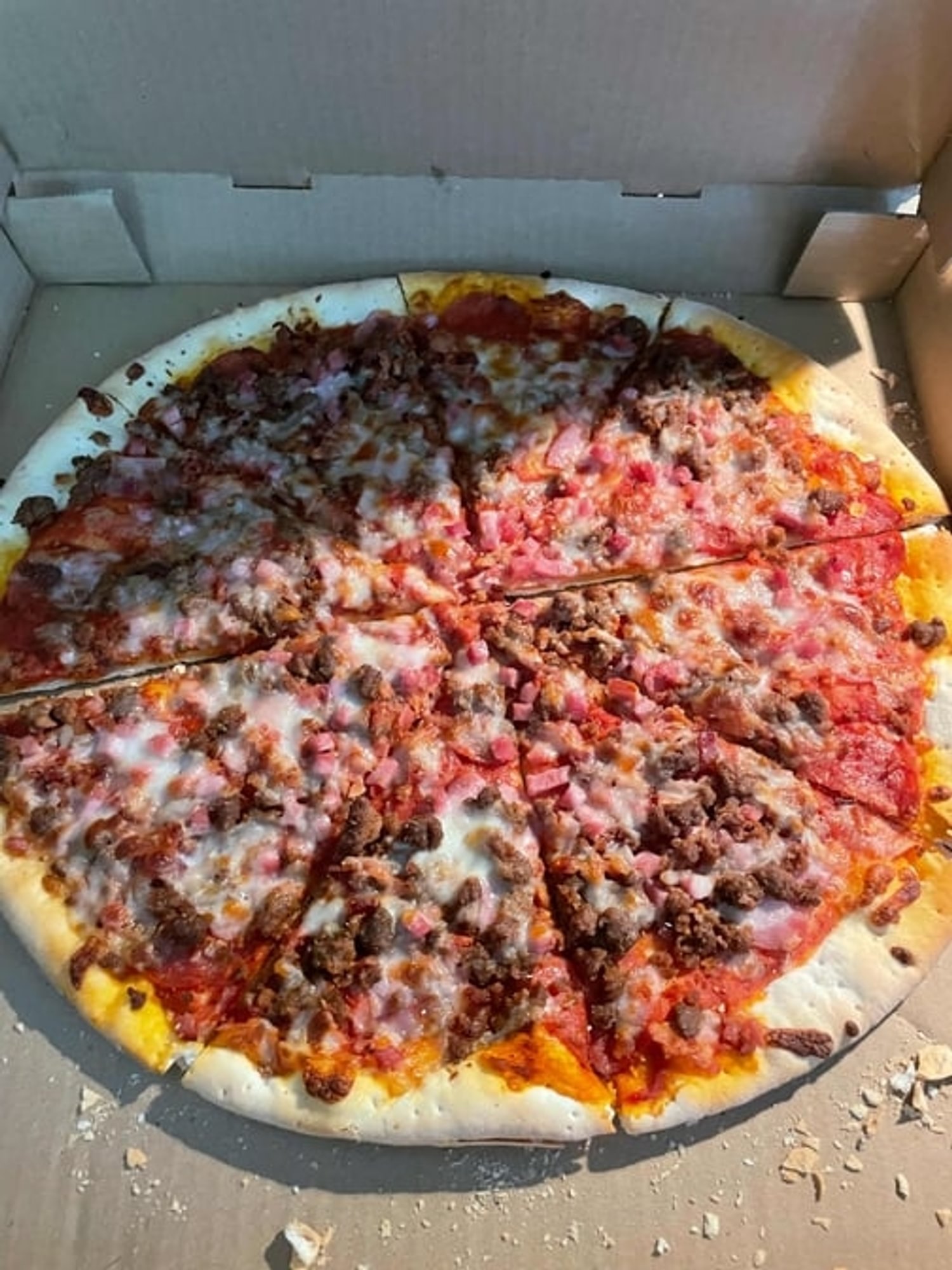 14" Thin Crust Meat Lovers Pizza