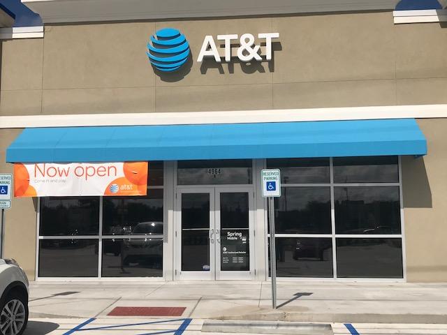 AT&T Store Photo