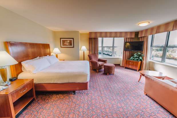 Images Hilton Garden Inn Manchester Downtown