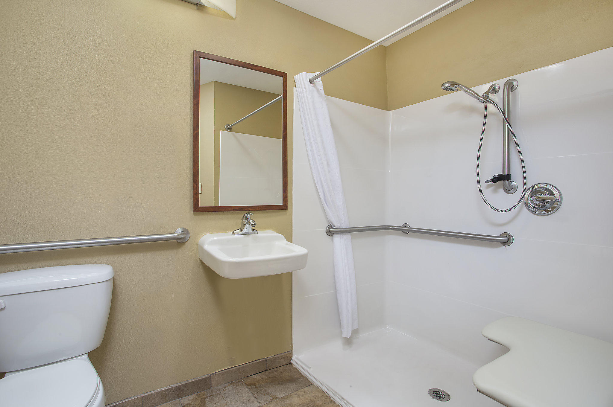 Candlewood Suites Tuscaloosa Photo