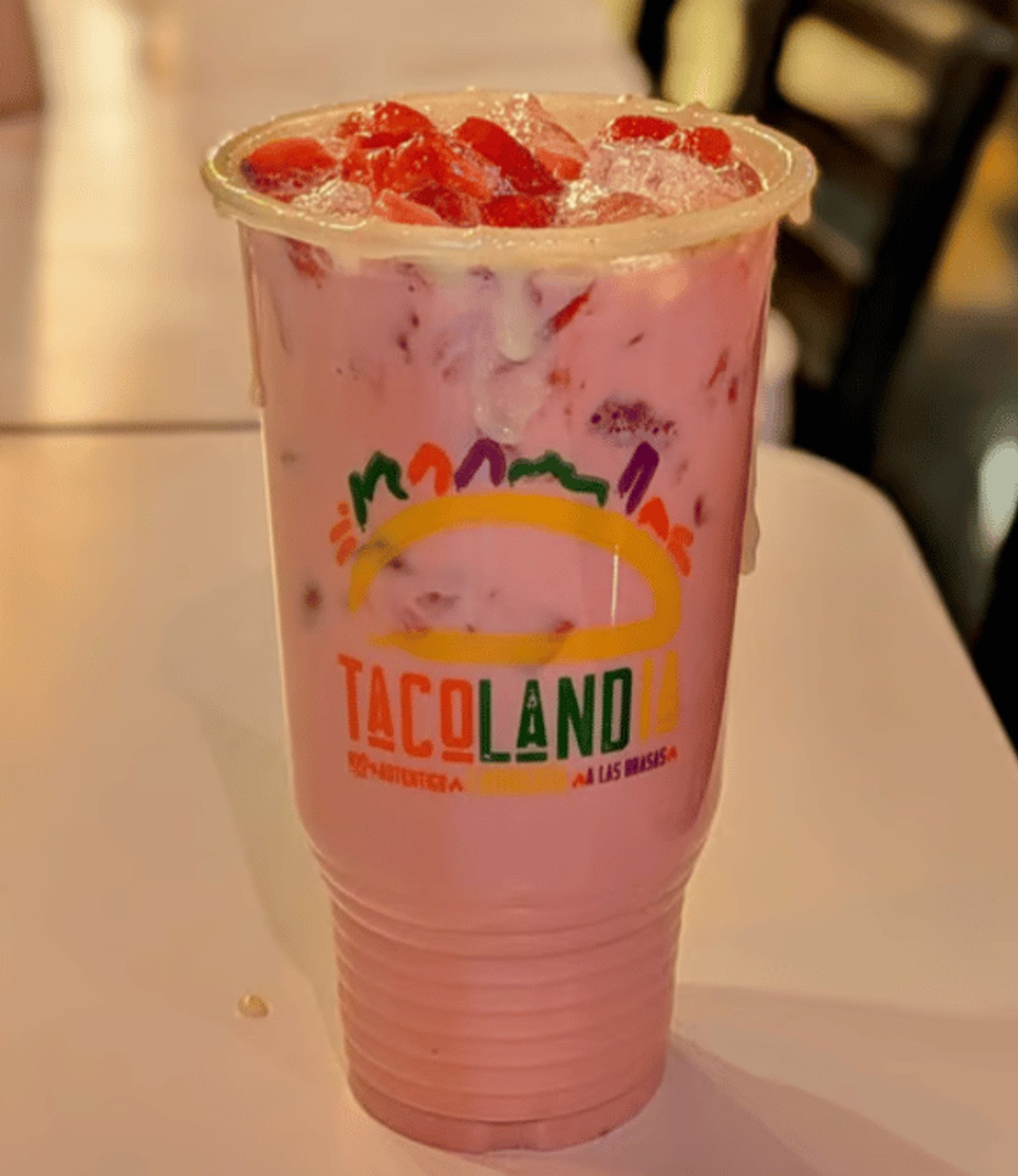 Bebida De Fresa Mediana / Medium Strawberry Drink