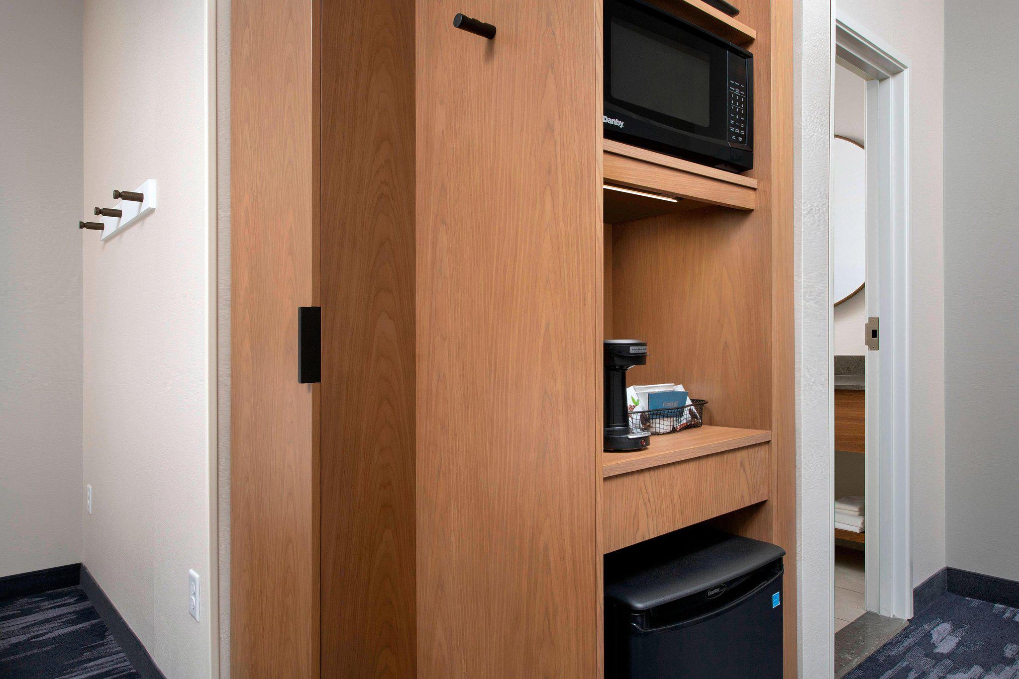 Fairfield Inn & Suites by Marriott Denver Tech Center North Photo