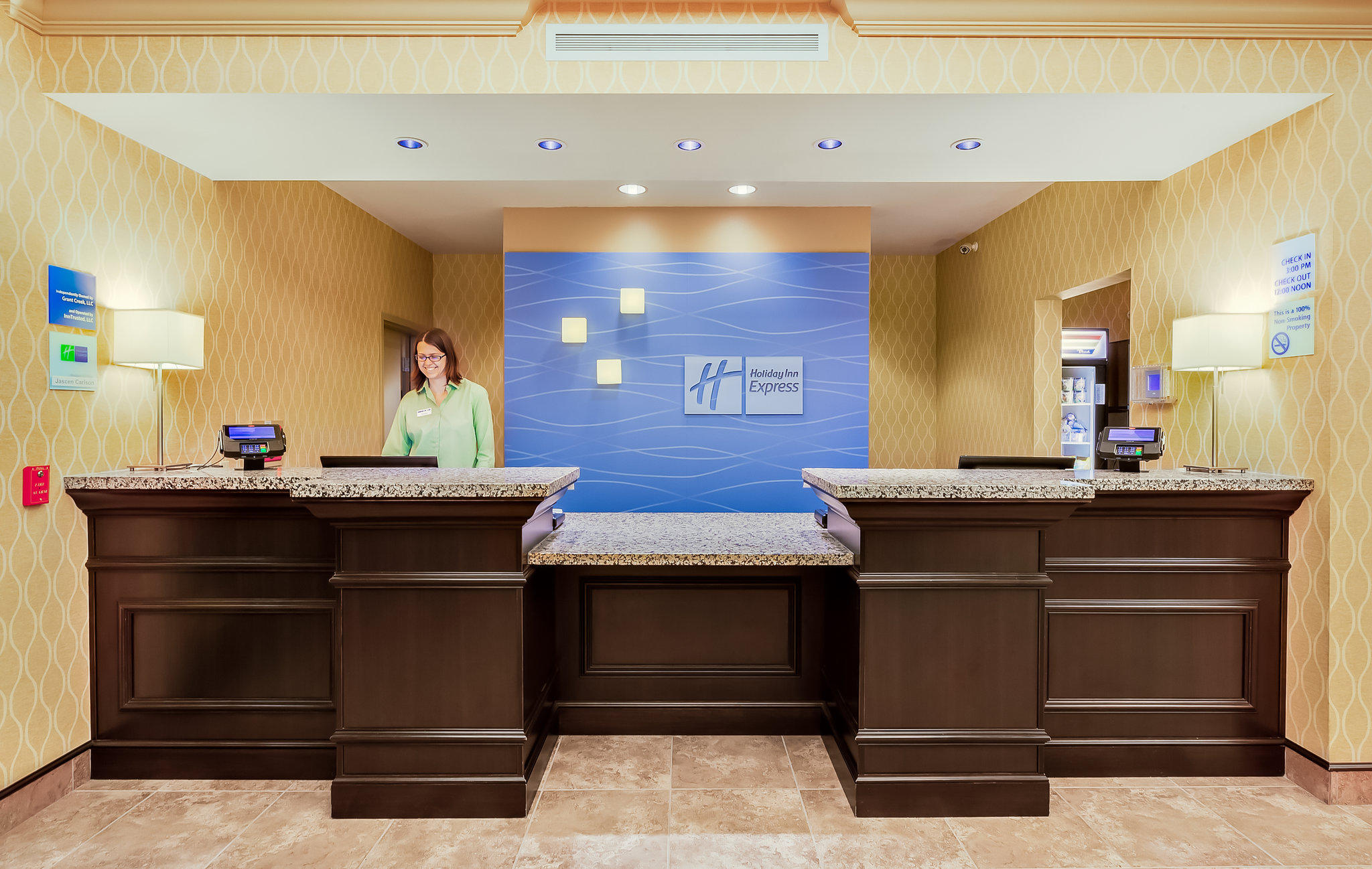 Holiday Inn Express & Suites Missoula Northwest Photo